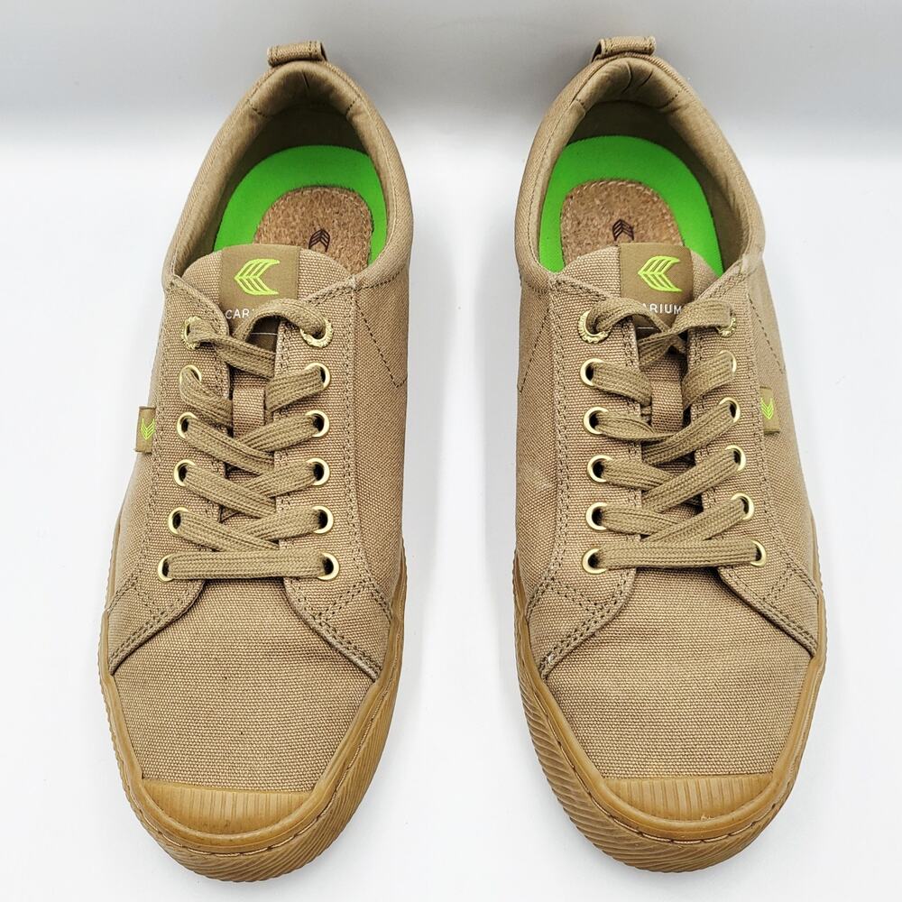 Cariuma Sand Gum Canvas Organic Low-Top Lace-Up Sneakers Women's 12 Men's 10.5